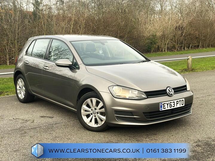 Volkswagen GOLF 1.6 TDI BlueMotion Tech SE DSG Euro 5 (s/s) 5dr Volkswagen GOLF 1.6 TDI BlueMotion Tech SE DSG Euro 5 (s/s) 5dr