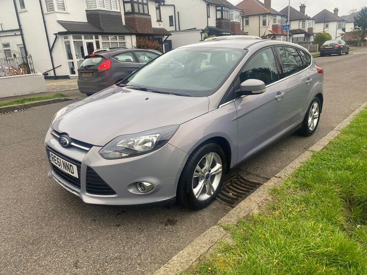 Ford Focus 1.6 Zetec Euro 5 5dr