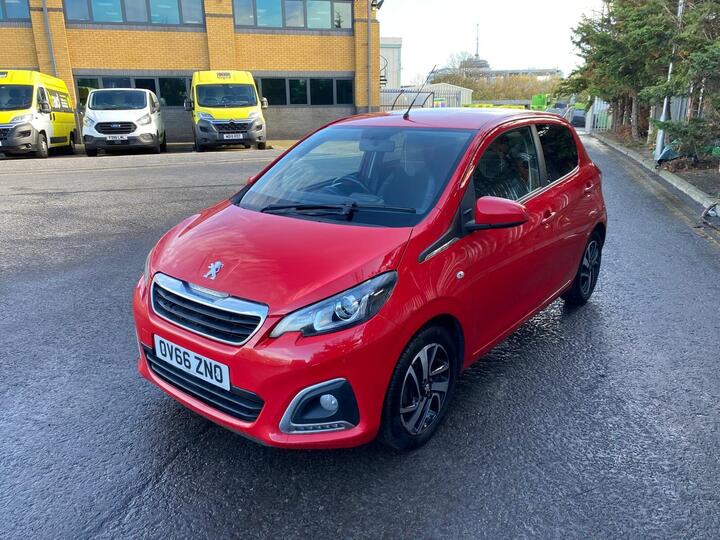 Peugeot 108 1.2 PureTech Allure Euro 6 5dr Peugeot 108 1.2 PureTech Allure Euro 6 5dr