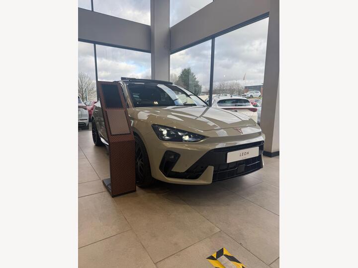 CUPRA Leon 1.5 ETSI Shadow Edition DSG Euro 6 (s/s) 5dr