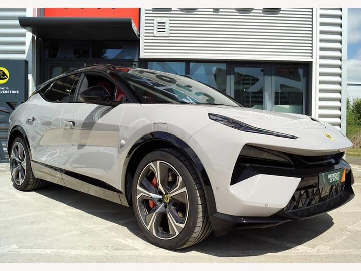 Lotus Eletre Base 112kWh Auto 4WD 5dr (Dual Motor) Lotus Eletre Base 112kWh Auto 4WD 5dr (Dual Motor)