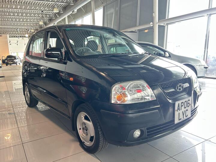 Hyundai Amica 1.1 CDX 5dr Hyundai Amica 1.1 CDX 5dr