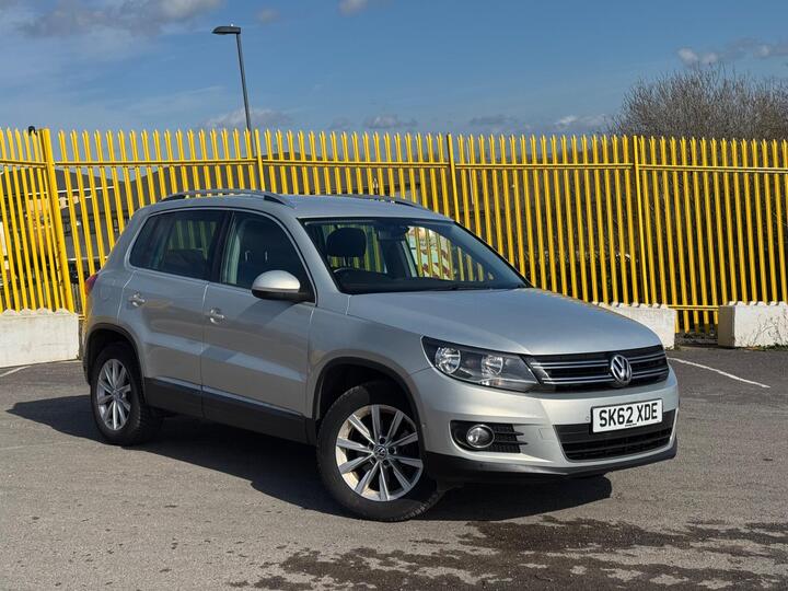 Volkswagen Tiguan 2.0 TDI BlueMotion Tech SE 4WD Euro 5 (s/s) 5dr