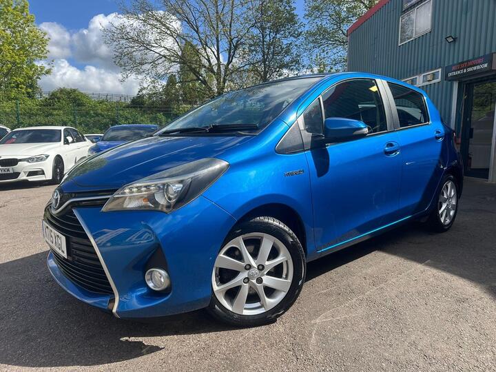 Toyota Yaris 1.5 VVT-h Excel E-CVT Euro 6 5dr (15in Alloy)