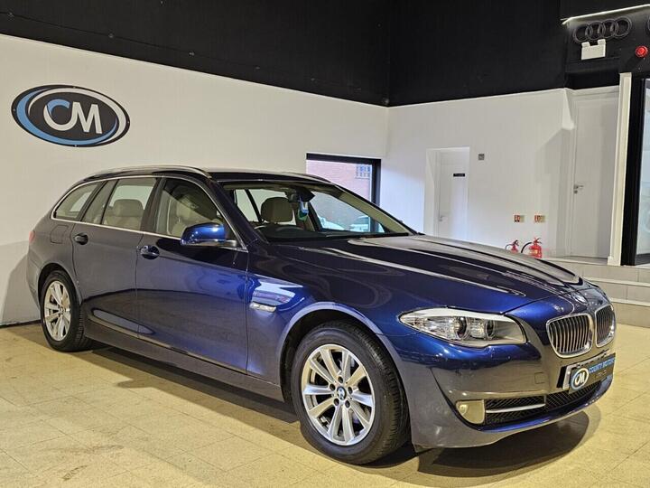 BMW 5 SERIES 2.0 520d SE Touring Auto Euro 5 (s/s) 5dr BMW 5 SERIES 2.0 520d SE Touring Auto Euro 5 (s/s) 5dr
