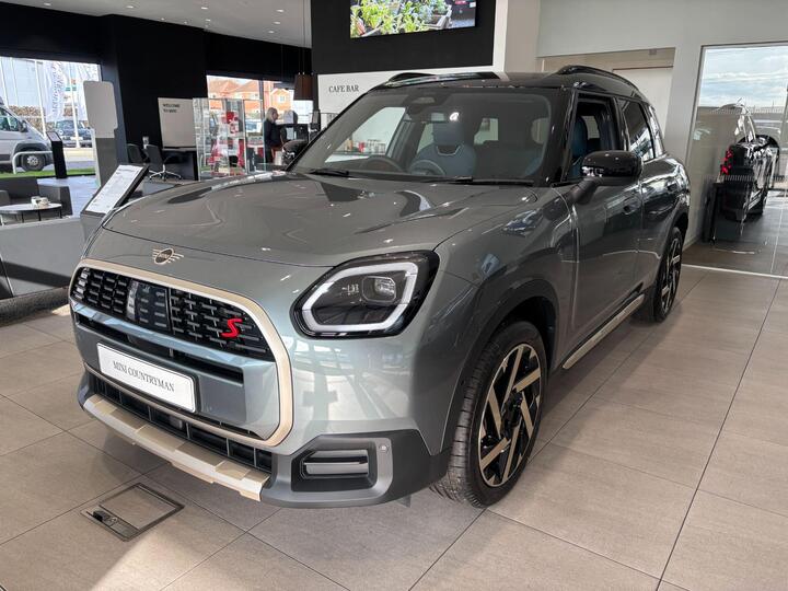 MINI Countryman 2.0S MHEV Exclusive Auto ALL4 Euro 6 (s/s) 5dr