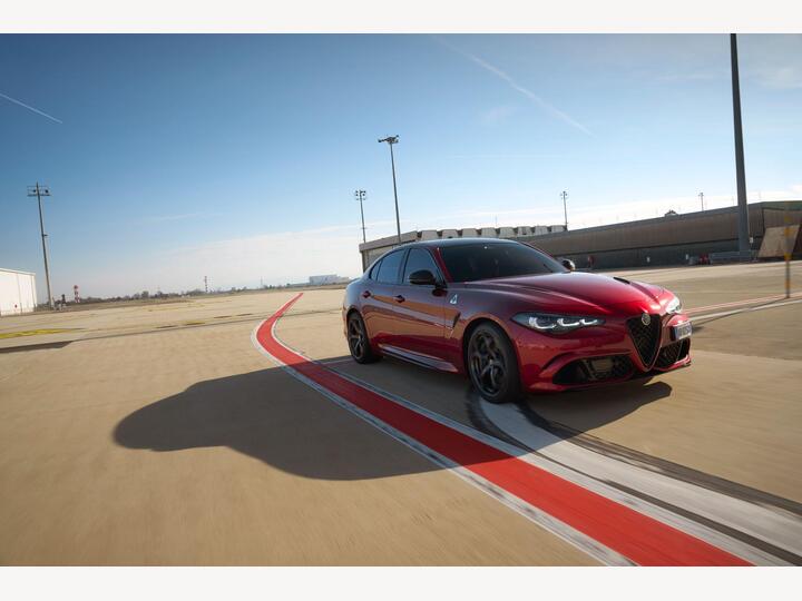 Alfa Romeo Giulia 2.9 V6 Bi-Turbo Quadrifoglio Collezione Auto Euro 6 (s/s) 4dr