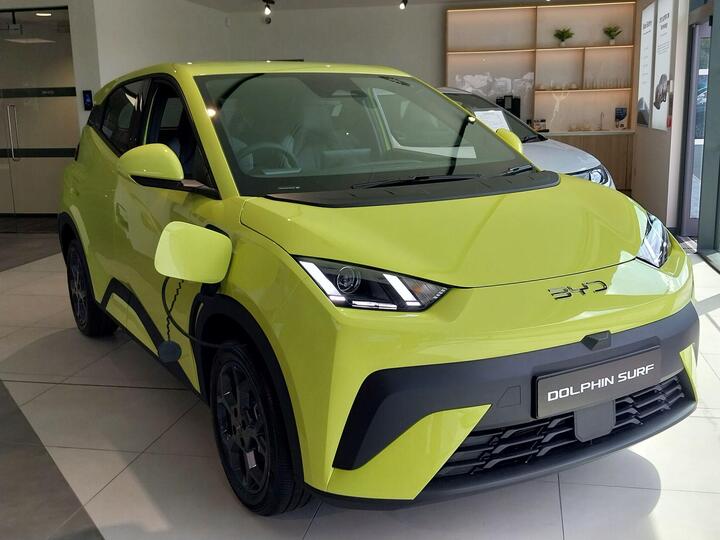 BYD Dolphin Surf 43.2kWh Boost Auto 5dr