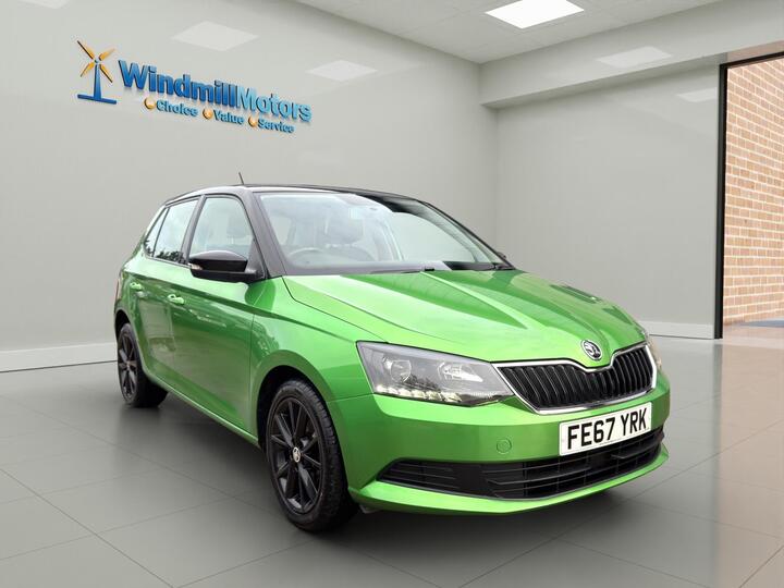 Skoda Fabia 1.0 TSI Colour Edition Euro 6 (s/s) 5dr Skoda Fabia 1.0 TSI Colour Edition Euro 6 (s/s) 5dr
