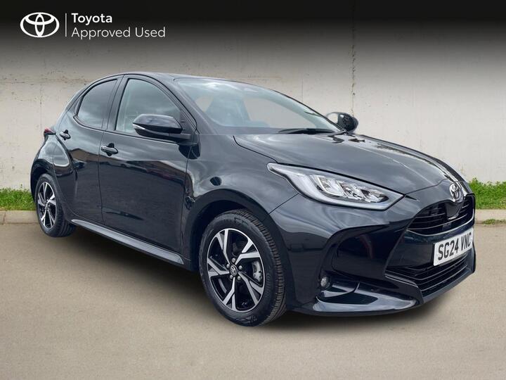 Toyota Yaris 1.5 VVT-h Design E-CVT Euro 6 (s/s) 5dr