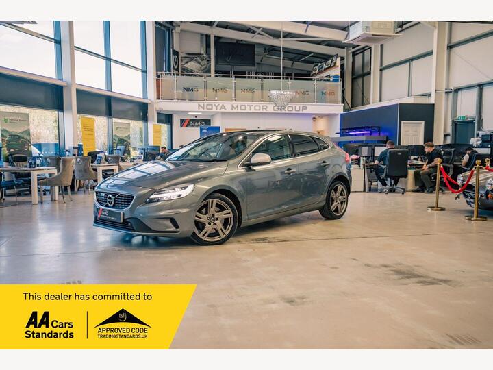 Volvo V40 2.0 D4 R-Design Pro Auto Euro 6 (s/s) 5dr