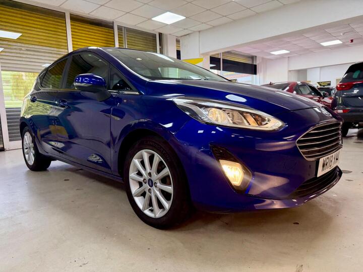 Ford Fiesta 1.0T EcoBoost Titanium Euro 6 (s/s) 5dr