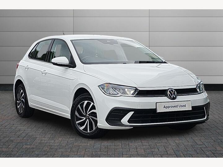 Volkswagen Polo 1.0 TSI Life Euro 6 (s/s) 5dr Volkswagen Polo 1.0 TSI Life Euro 6 (s/s) 5dr