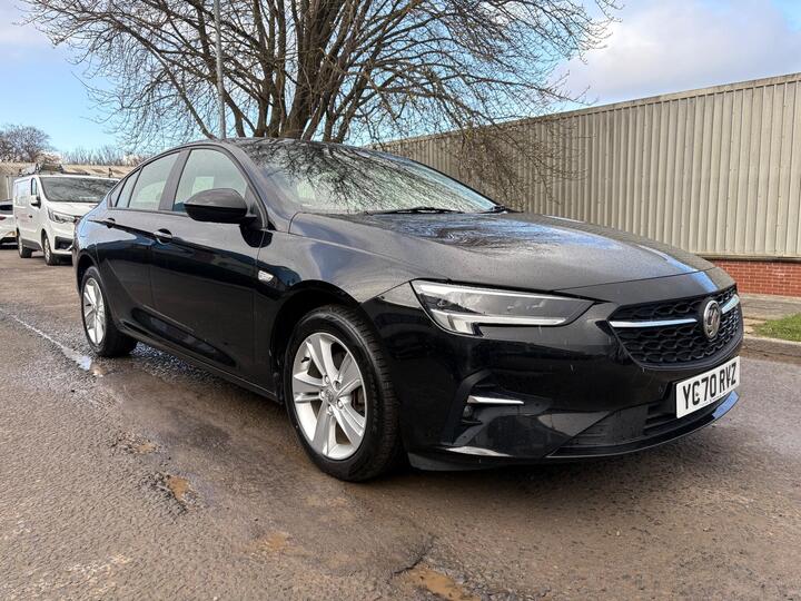 Vauxhall Insignia 1.5 Turbo D SE Nav Grand Sport Euro 6 (s/s) 5dr Vauxhall Insignia 1.5 Turbo D SE Nav Grand Sport Euro 6 (s/s) 5dr