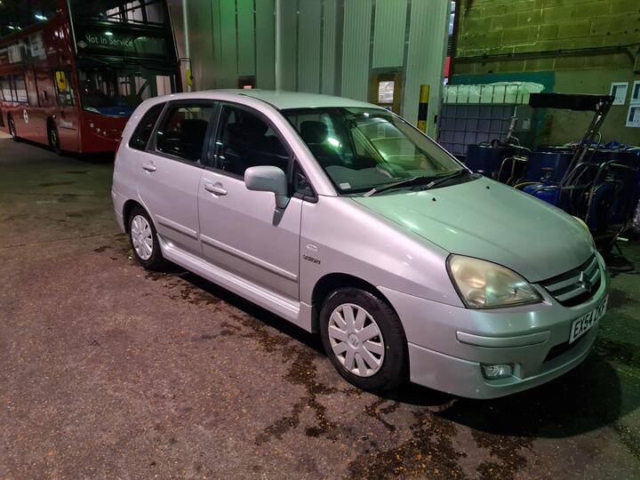 Suzuki Liana 1.6 GLX 5dr