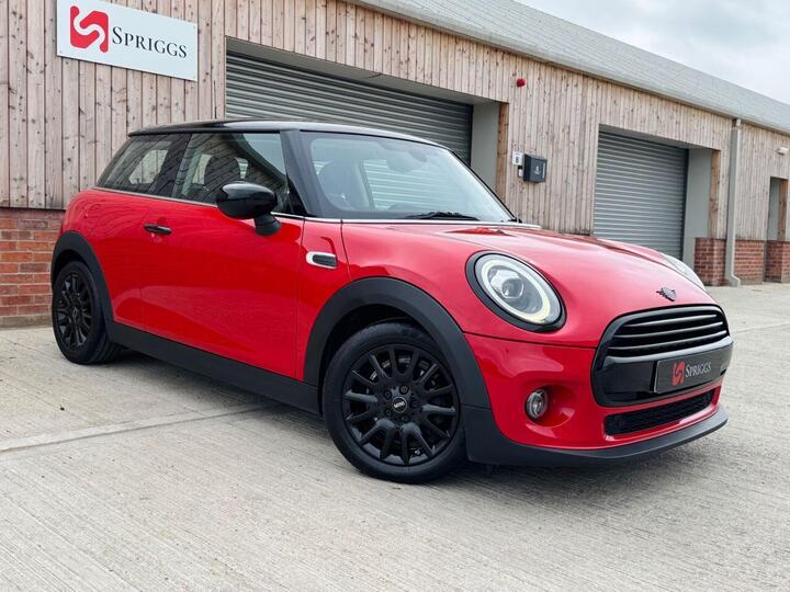 MINI HATCH 1.5 Cooper Classic Euro 6 (s/s) 3dr