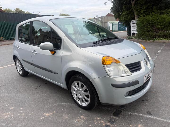 Renault Modus 1.6 16v Dynamique 5dr Renault Modus 1.6 16v Dynamique 5dr