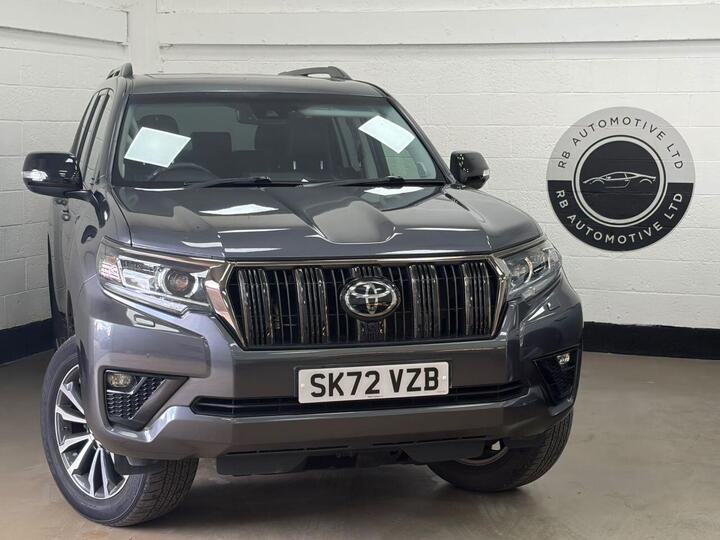 Toyota LAND CRUISER 2.8D Invincible Auto 4WD Euro 6 (s/s) 5dr (7 Seat)