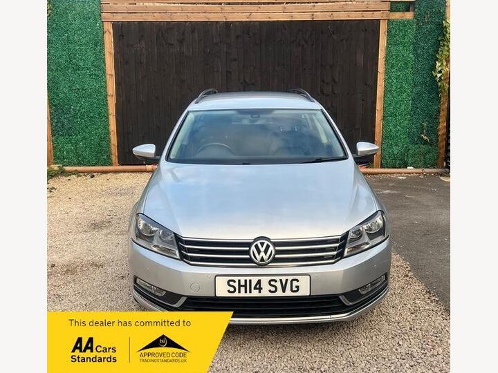 Volkswagen Passat 2.0 TDI BlueMotion Tech Executive Euro 5 (s/s) 5dr