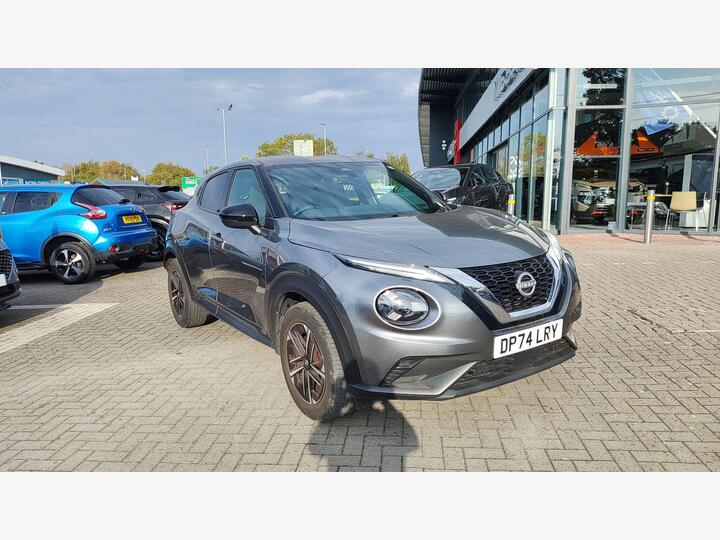 Nissan Juke 1.0 DIG-T N-Connecta Euro 6 (s/s) 5dr