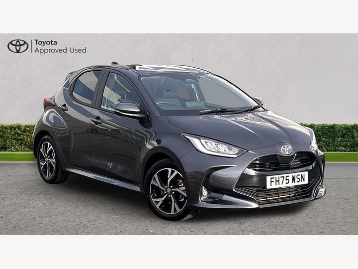 Toyota Yaris 1.5 VVT-h Design E-CVT Euro 6 (s/s) 5dr