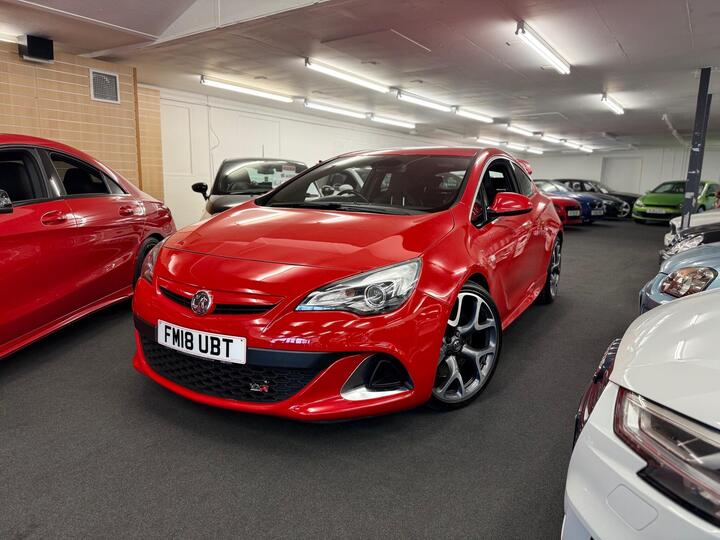 Vauxhall Astra GTC 2.0T VXR Coupe 3dr Petrol Euro 6 (280ps) Vauxhall Astra GTC 2.0T VXR Coupe 3dr Petrol Euro 6 (280ps)