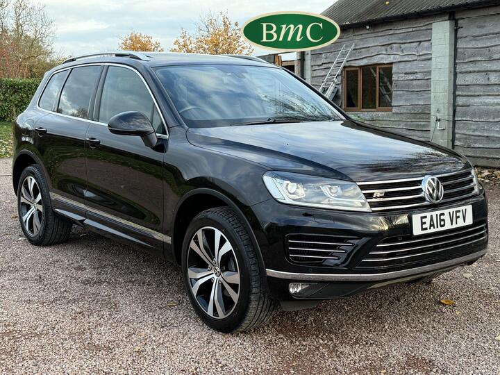 Volkswagen Touareg 3.0 TDI V6 BlueMotion Tech R-Line Tiptronic 4WD Euro 6 (s/s) 5dr