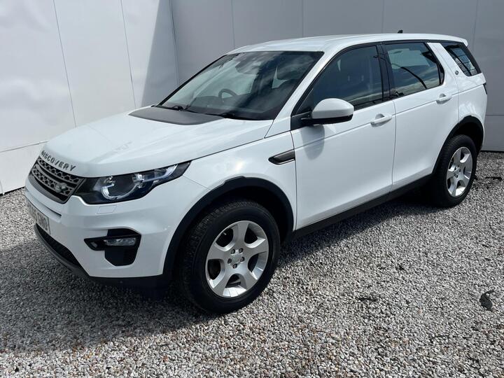 Land Rover Discovery Sport 2.0 TD4 SE Tech 4WD Euro 6 (s/s) 5dr (5 Seat) Land Rover Discovery Sport 2.0 TD4 SE Tech 4WD Euro 6 (s/s) 5dr (5 Seat)