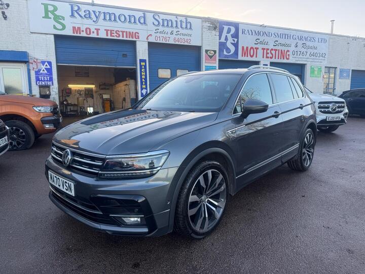 Volkswagen Tiguan 2.0 TDI R-Line Tech DSG Euro 6 (s/s) 5dr