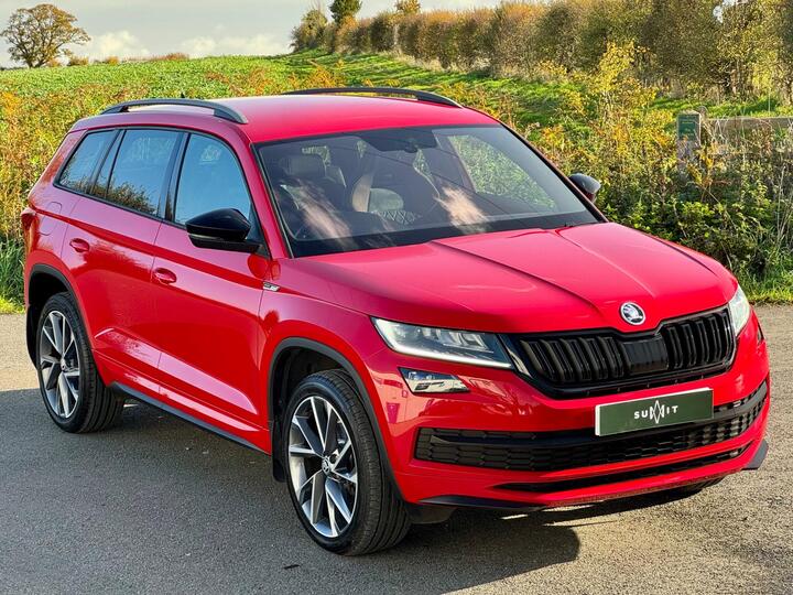 Skoda Kodiaq 2.0 TDI SportLine DSG 4WD Euro 6 (s/s) 5dr (7 Seat) Skoda Kodiaq 2.0 TDI SportLine DSG 4WD Euro 6 (s/s) 5dr (7 Seat)