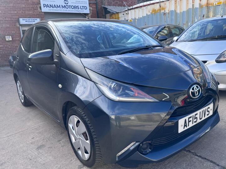 Toyota AYGO 1.0 VVT-i X-play X-shift Euro 5 5dr Euro 5