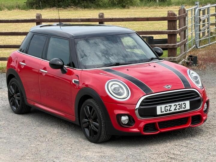 MINI Hatch 1.5 Cooper Steptronic Euro 6 (s/s) 5dr