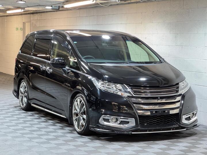 Honda Odyssey 2.4 Absolute EX 7 Seat K24 Auto Body Kit