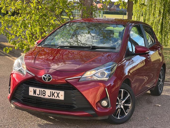 Toyota Yaris 1.5 VVT-i Icon Tech Euro 6 5dr