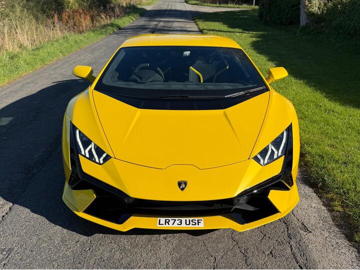 Lamborghini Huracan 5.2 V10 LP 640-2 Tecnica LDF Euro 6 (s/s) 2dr Lamborghini Huracan 5.2 V10 LP 640-2 Tecnica LDF Euro 6 (s/s) 2dr