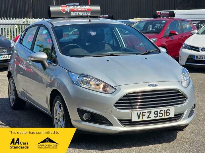Ford Fiesta 1.6 Zetec Powershift Euro 5 5dr
