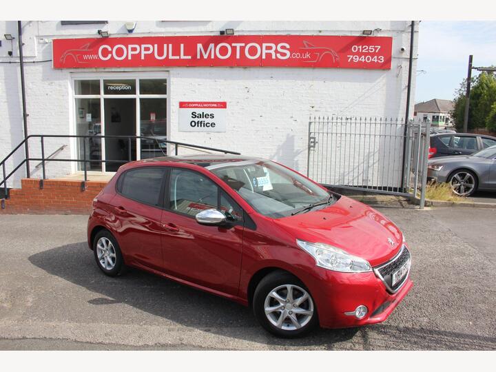 Peugeot 208 1.2 VTi Style Euro 5 5dr