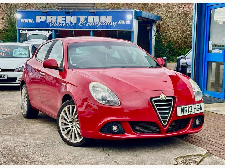 Alfa Romeo Giulietta 1.6 JTDM-2 Lusso Euro 5 (s/s) 5dr