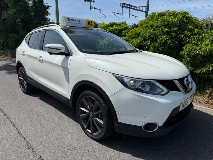 Nissan Qashqai 1.6 DCi Tekna 2WD Euro 5 (s/s) 5dr