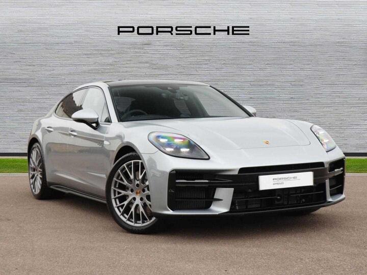 Porsche Panamera 2.9 V6 25.9kWh 4 E-Hybrid Saloon PDK 4WD Euro 6 (s/s) 5dr Porsche Panamera 2.9 V6 25.9kWh 4 E-Hybrid Saloon PDK 4WD Euro 6 (s/s) 5dr