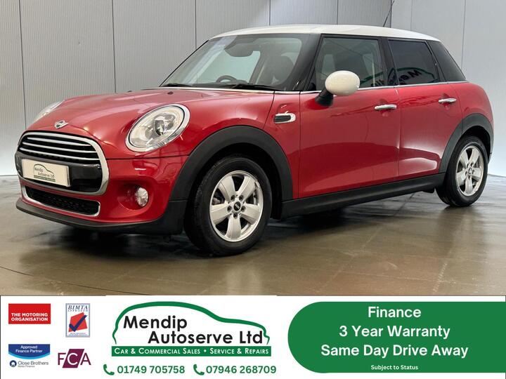 MINI Hatch 1.5 Cooper Hatchback 5dr Petrol Auto Euro 6 (s/s) (136 Ps)