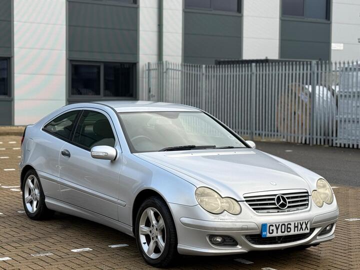 Mercedes-Benz C Class 2.1 C200 CDI SE 2dr