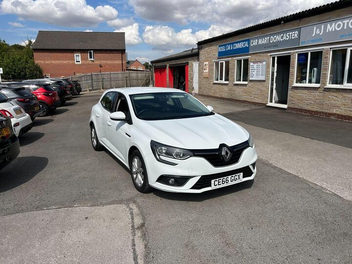 Renault Megane 1.2 TCe Expression + Euro 6 (s/s) 5dr