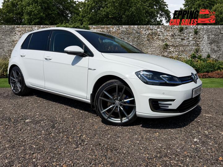 Volkswagen E-Golf 35.8kWh E-Golf Auto 5dr