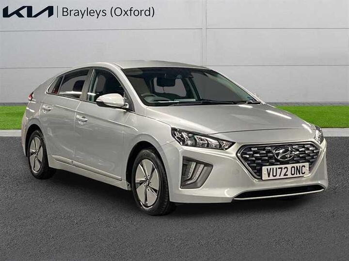 Hyundai IONIQ 1.6 H-GDi Premium DCT Euro 6 (s/s) 5dr Hyundai IONIQ 1.6 H-GDi Premium DCT Euro 6 (s/s) 5dr