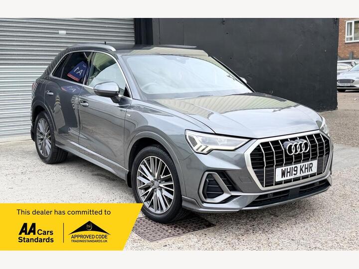 Audi Q3 1.5 TFSI CoD 35 S Line S Tronic Euro 6 (s/s) 5dr