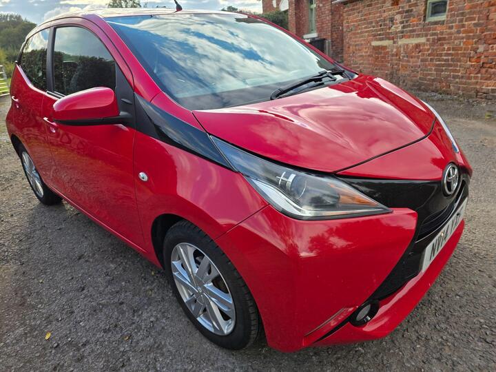 Toyota AYGO 1.0 VVT-i X-pression Euro 5 5dr Euro 5