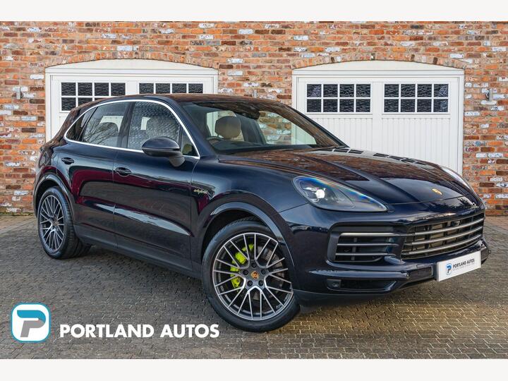 Porsche Cayenne 3.0 V6 E-Hybrid 14.1kWh TiptronicS 4WD Euro 6 (s/s) 5dr (3.6kW Charger)