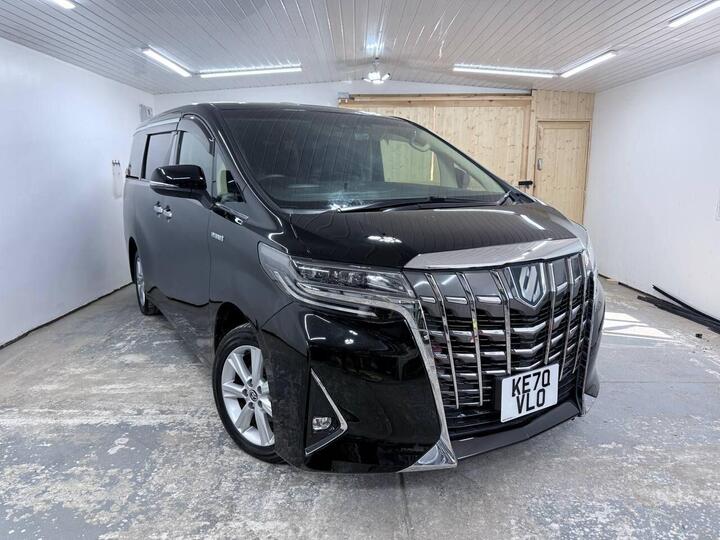 Toyota Alphard 8 Seaters Hybrid Auto