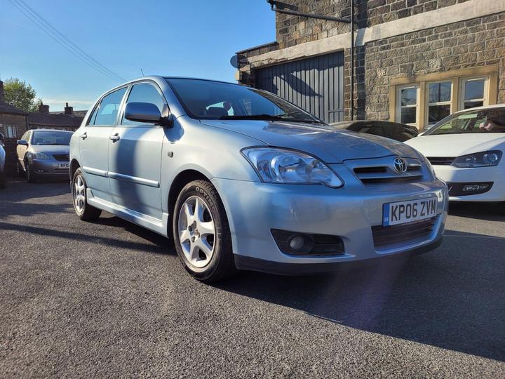 Toyota Corolla 2.0 D-4D Colour Collection 5dr